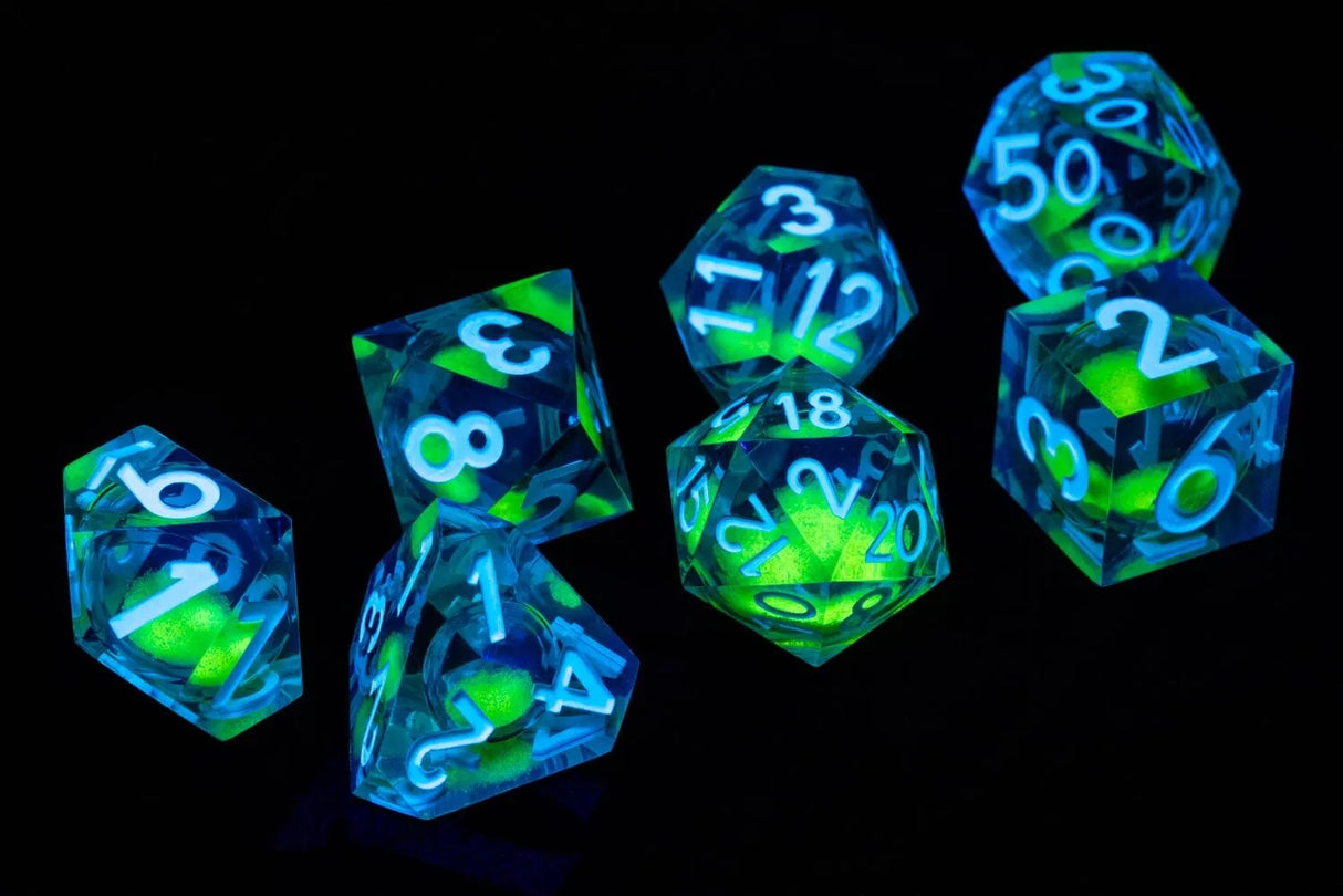 FanRoll - Shadow Light Liquid Core Dice 7-Dice Set