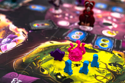 Wonderland's War - Deluxe Edition