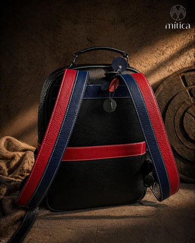 Mitica - Colección Entre Galaxias - Mochila Hangar