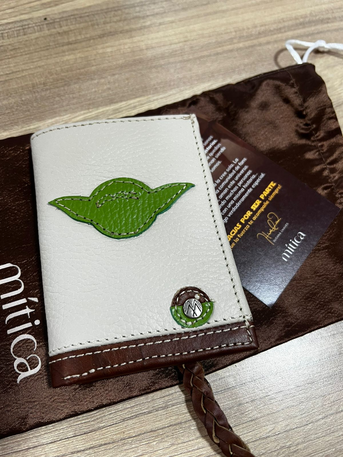 Mitica - Colección Entre Galaxias - Cartera pequeña